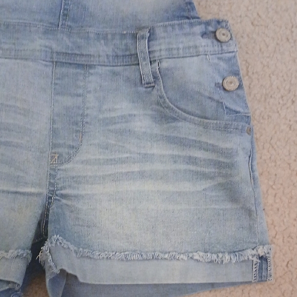 Juniors Wallflower Blue Denim Overall Shorts - Picture 4 of 6